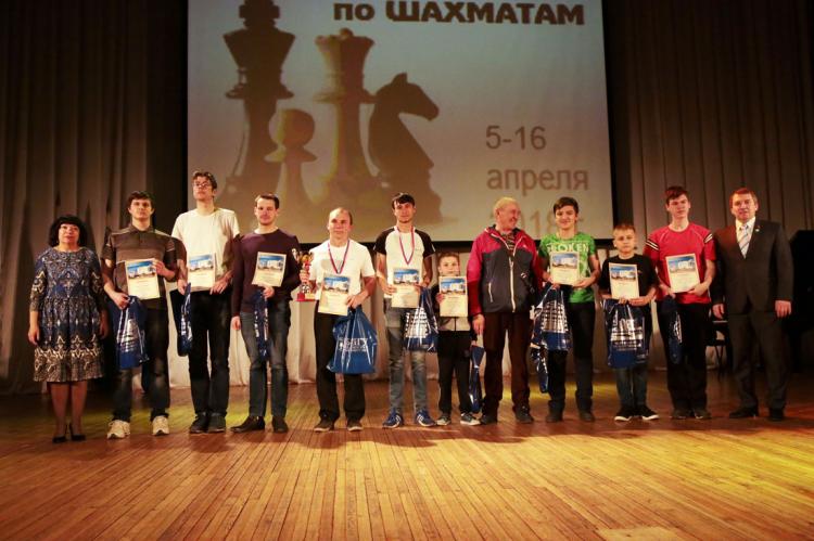 Награды для лучших шахматистов События НИУ «БелГУ» награды для лучших шахматистов