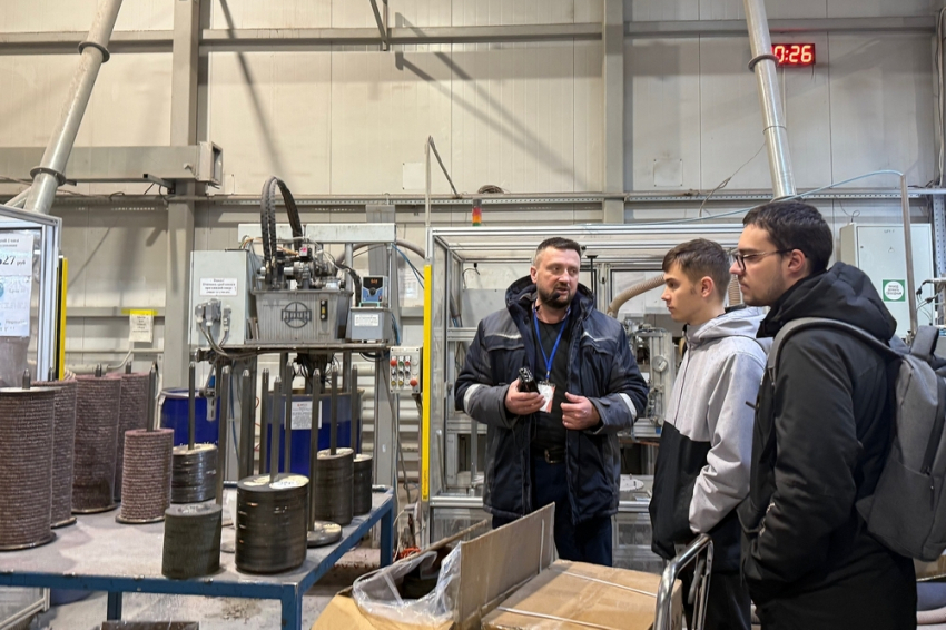 События НИУ «БелГУ» погружение в производство: студенты-мехатроники ниу «белгу» посетили ао «баз»