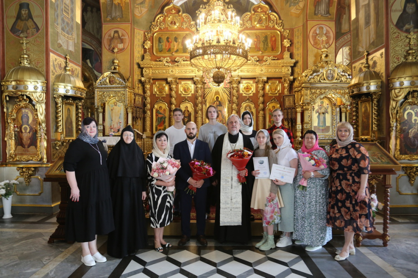 События НИУ «БелГУ» в медицинском колледже ниу «белгу» состоялся выпускной сестёр и братьев милосердия
