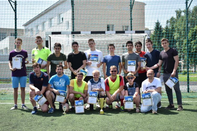 События НИУ «БелГУ» мини-футбольный турнир ко дню медицинского работника