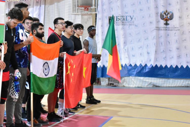 События НИУ «БелГУ» в ниу «белгу» состоялось открытие ежегодной вузовской спартакиады студентов иностранных землячеств