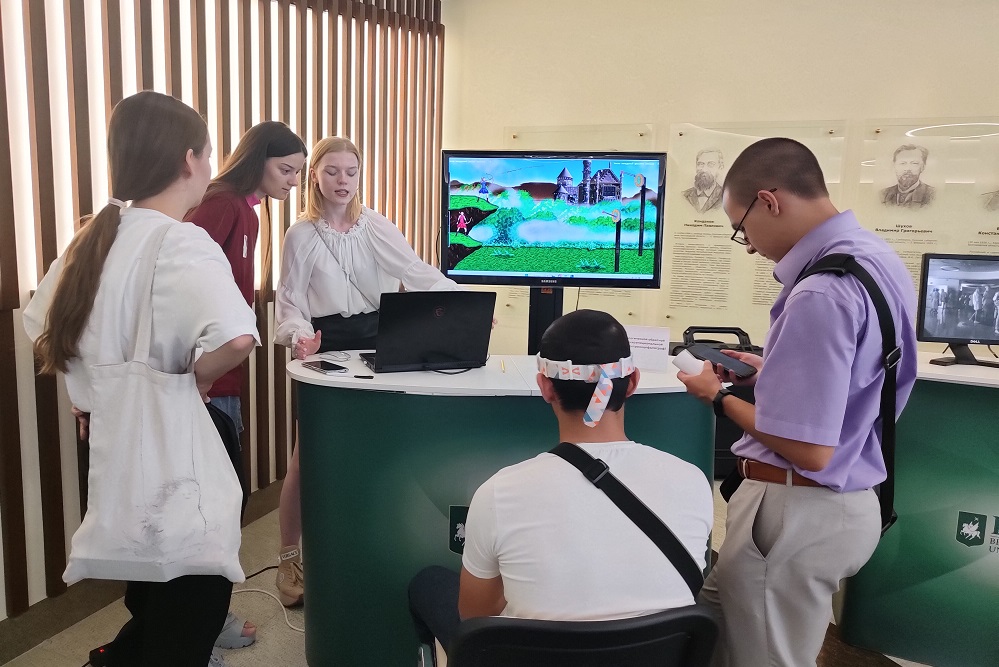 В НИУ «БелГУ» состоялась выставка достижений и возможностей «Погружение в науку»