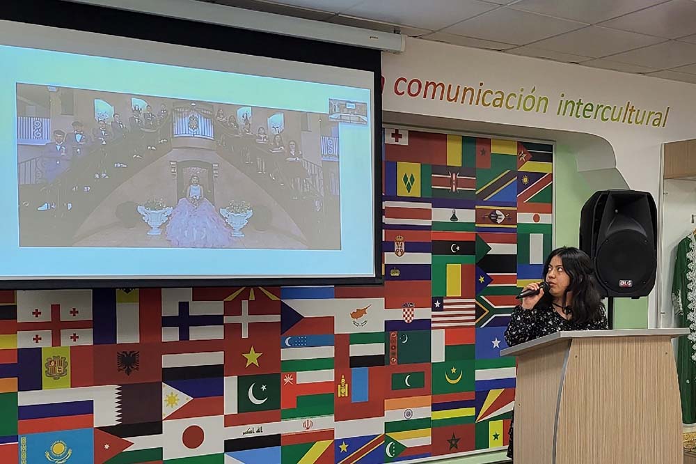 I Международная научно-практическая конференция «Краски мира» прошла в НИУ «БелГУ»