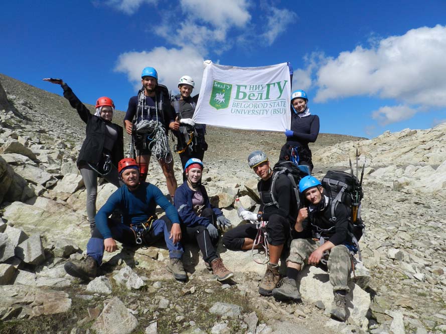 В горах Западного Кавказа появился перевал «Белгородских спортсменов»