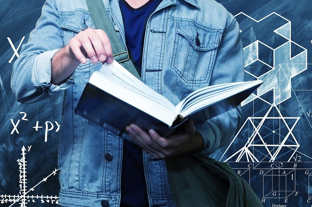 Школьников приглашают принять участие в Межрегиональной полипредметной олимпиаде