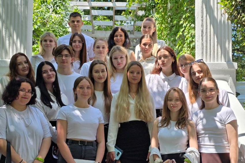 События НИУ «БелГУ» студенты ниу «белгу» прошли выездную практику в одном из санаториев крыма