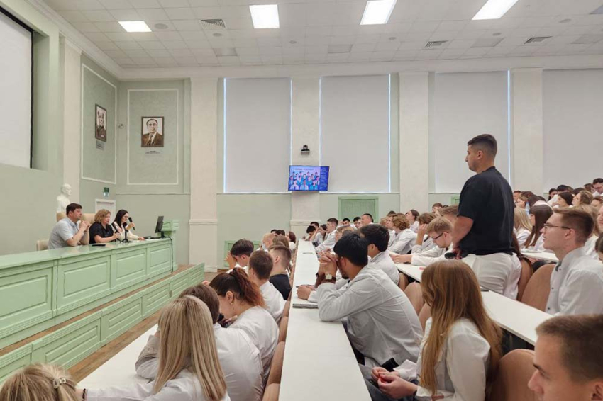 «Университетская среда» в мединституте НИУ «БелГУ» прошла в формате «Диалога на равных» События НИУ «БелГУ» «университетская среда» в мединституте ниу «белгу» прошла в формате «диалога на равных»