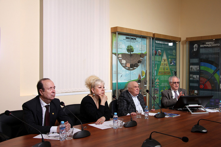 События НИУ «БелГУ» социально-экономические проблемы страны обсудили в режиме телемоста