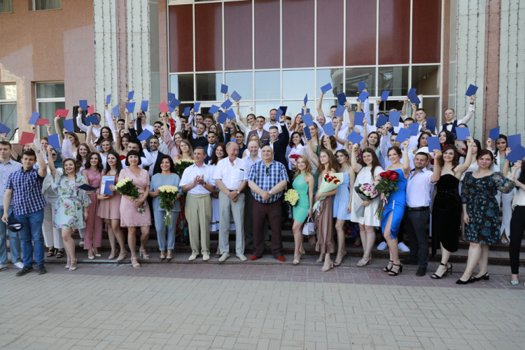 События НИУ «БелГУ» юбилейный – 10-й выпуск стоматологического факультета ниу «белгу» 