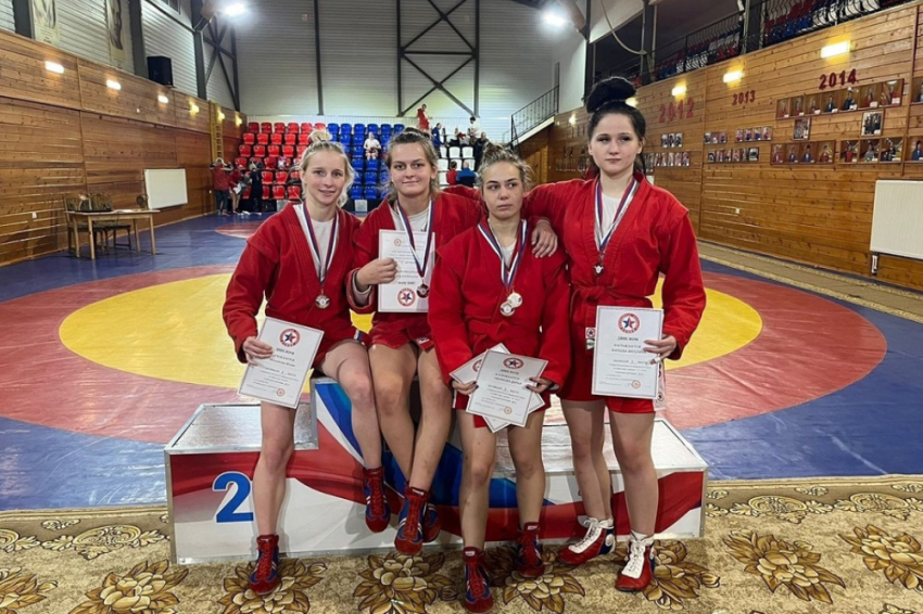 События НИУ «БелГУ» студентки белгородского госуниверситета отличились на чемпионате и первенстве цфо по самбо