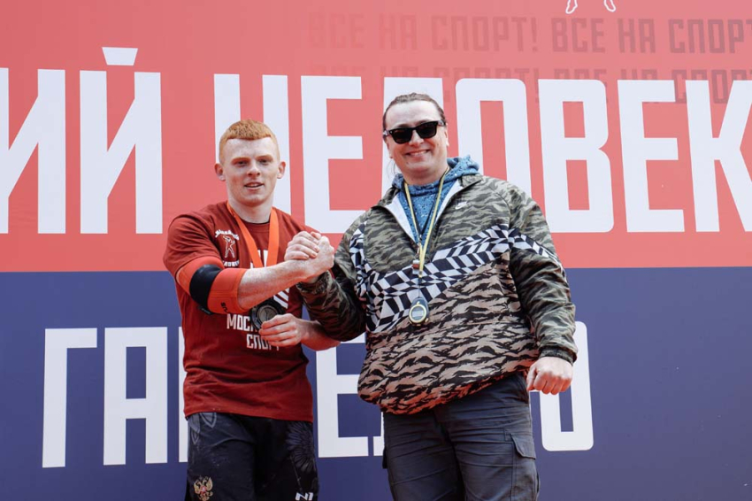События НИУ «БелГУ» студент ниу «белгу» установил новый национальный рекорд в подъёме гигантской гантели