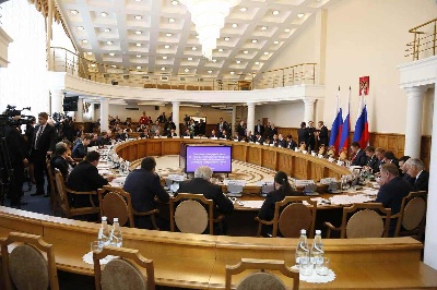 События НИУ «БелГУ» премьер-министр высоко оценил белгородский опыт интегрированного биопроизводства