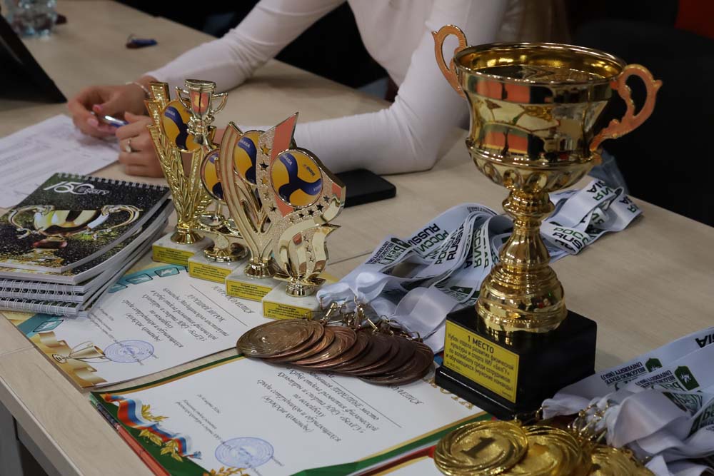 В НИУ «БелГУ» завершился кубок отдела развития физической культуры и спорта по волейболу среди мужских команд