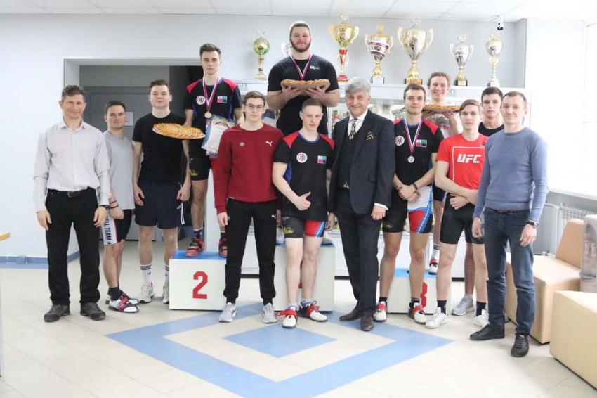 События НИУ «БелГУ» открытое первенство по гиревому спорту объединило студентов и будущих абитуриентов 